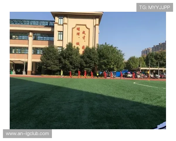 绿茵梦想甜蜜绽放打造专属于球迷的足球主题创意蛋糕